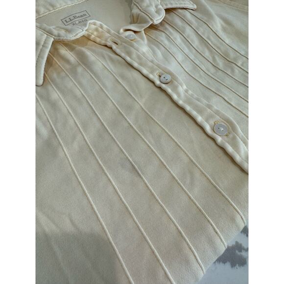 L.L. Bean 100% Supima Cotton Button Up Blouse Size XL - few spots - Picture 6 of 8